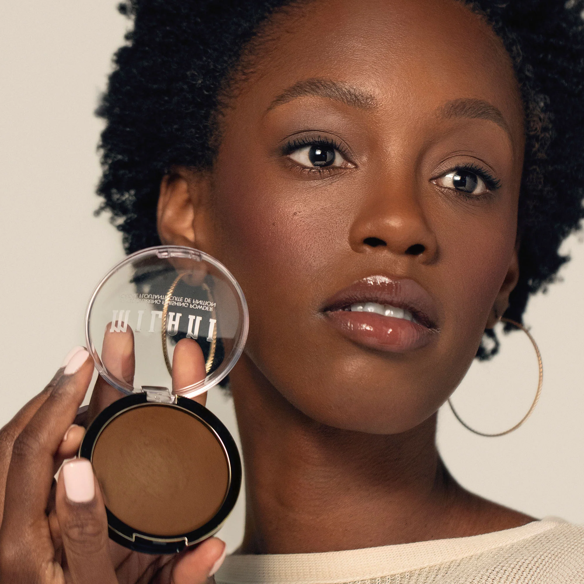 Baked Blurring Finishing Powder - Image 5